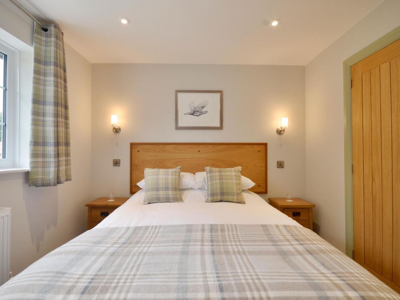 The Cayley Arms Inn พิกเคอริง ภายนอก รูปภาพ
